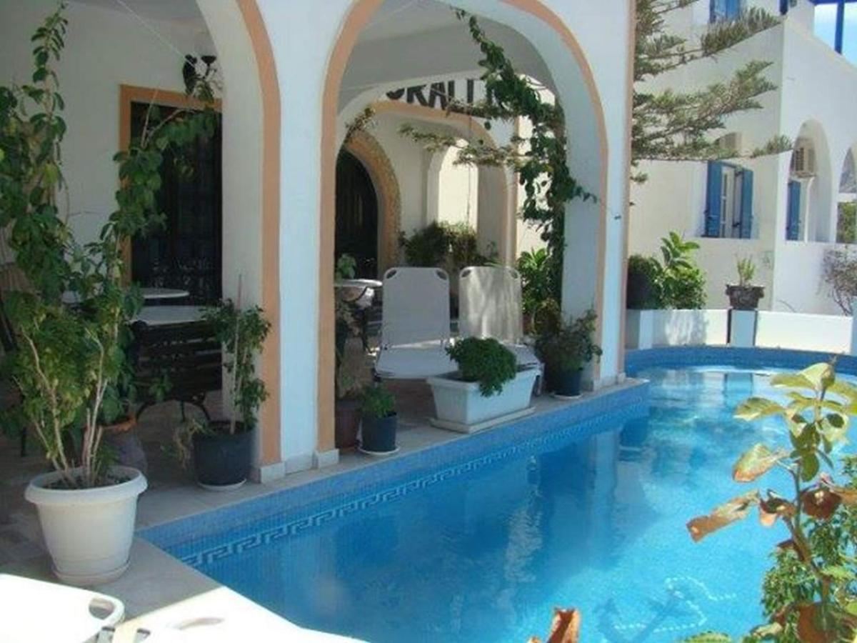 Hotel Koralli Kamari  Ngoại thất bức ảnh