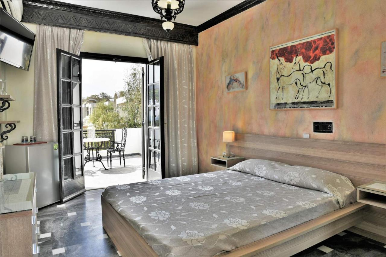 Hotel Koralli Kamari  Ngoại thất bức ảnh