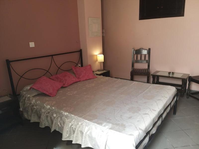 Hotel Koralli Kamari  Ngoại thất bức ảnh