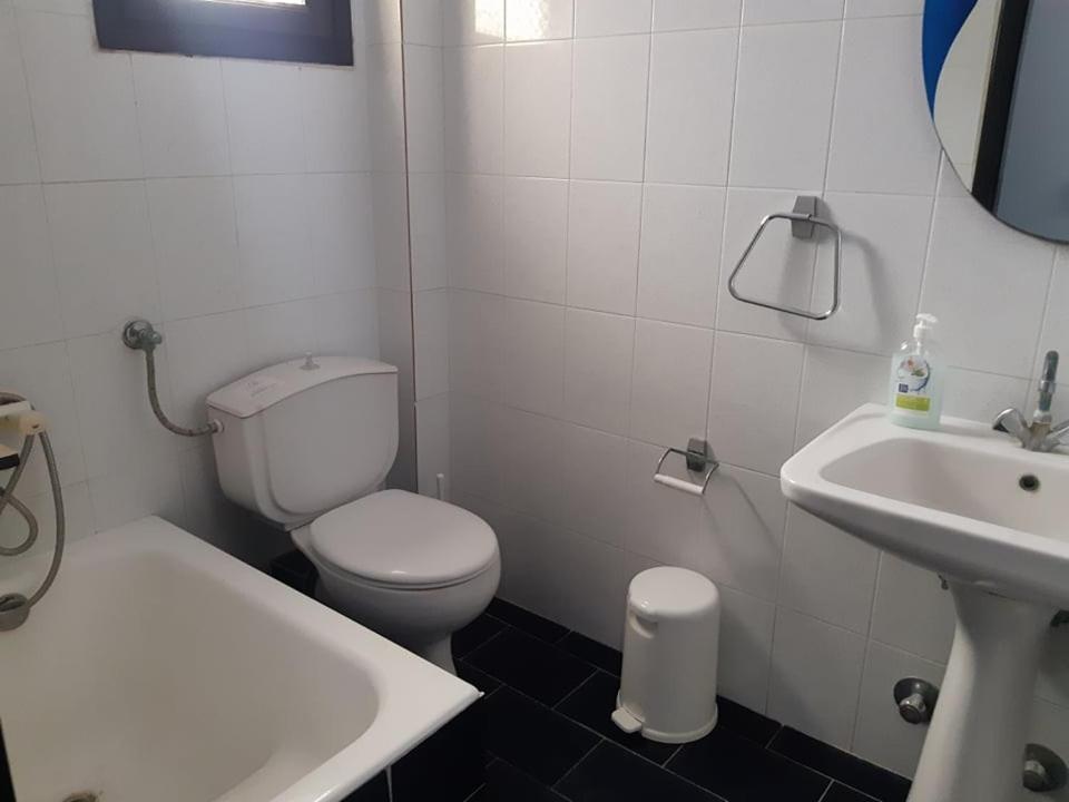 Hotel Koralli Kamari  Ngoại thất bức ảnh